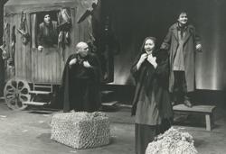 YE1991_01_PH023