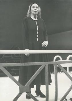 YE1991_10_PH019
