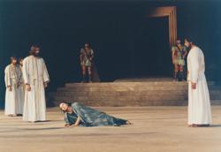 YE1992_07_PH016