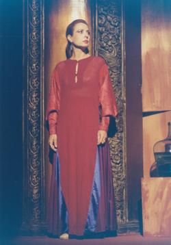 YE1992_08_PH011