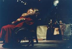 YE1992_11_PH019