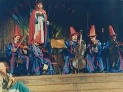 YE1994_06_PH014