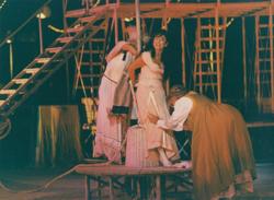 YE1996_05_PH003