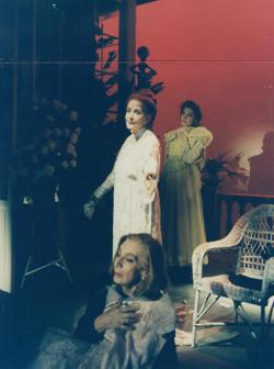 YE1996_08_PH010
