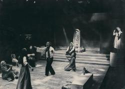 YE1998_05_PH002