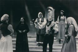 YE1998_05_PH010