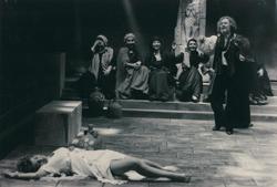 YE1998_05_PH015