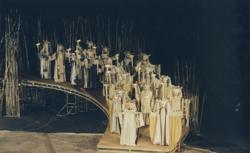YE1998_07_PH008