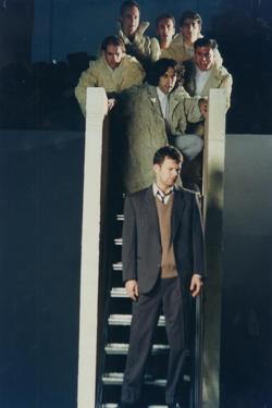 YE1998_10_PH005