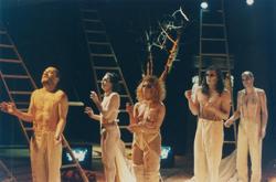 YE1999_01_PH006