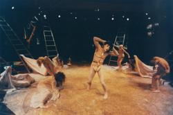 YE1999_01_PH008