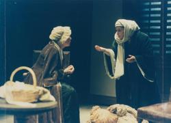 YE1999_12_PH009