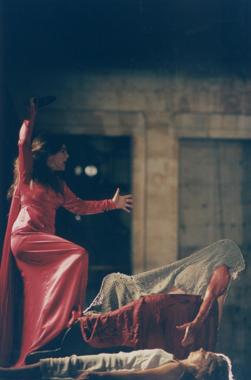 YE2001_07a_PH003