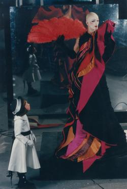 YE2003_02_PH011