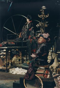 YE2003_03_PH009