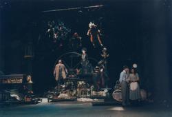 YE2003_03_PH018