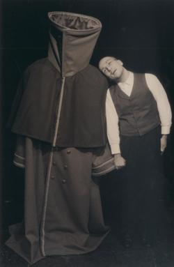 YE2003_04_PH004