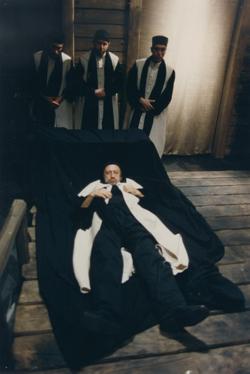 YE2003_11_PH004