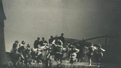 YE1935_06_PH001