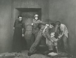 YE1945_07_PH002