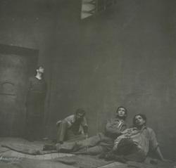 YE1945_07_PH005