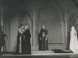 YE1947_04_PH001