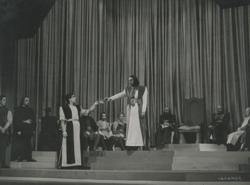 YE1947_04_PH004