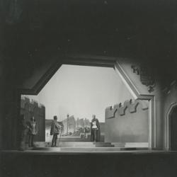 YE1947_04_PH012