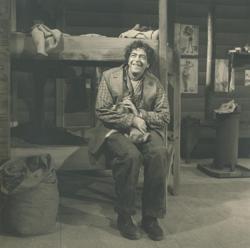 YE1951_01_PH011