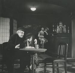 YE1954_02_PH003