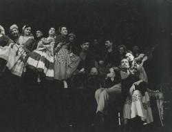 YE1956_05_PH004