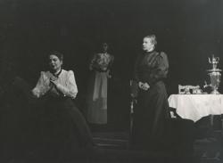 YE1956_05_PH009