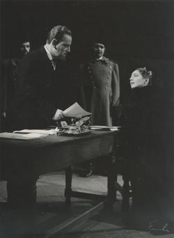 YE1956_05_PH011