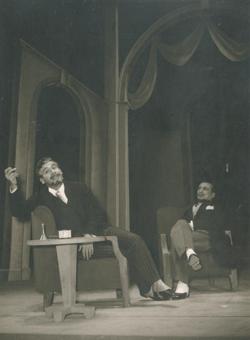 YE1956_13_PH001