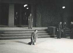 YE1969_06_PH010