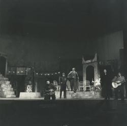 YE1974_01_PH005