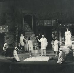 YE1974_01_PH011