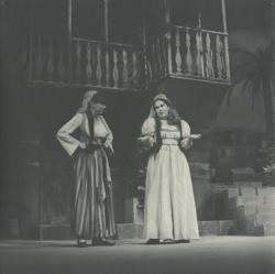 YE1983_01_PH016