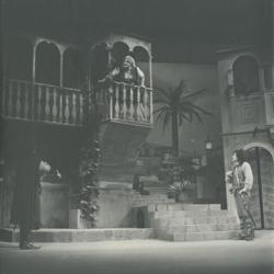 YE1983_01_PH020