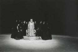 YE1989_11_PH005